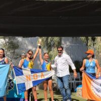 Στιγμιότυπο από τη βράβευση του τίτλου του πολυνίκη στον Ναυτικό Όμιλο Λήμνου στη 18η Πανελλήνια Συνάντηση Ανάπτυξης